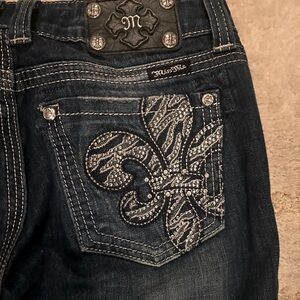 Miss Me brand embellished boot cut jeans - size 27
